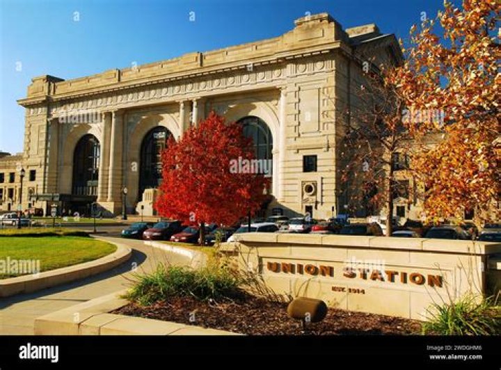ART OF THE BRICK at Union Station Kansas City | Macaroni KID Overland Park - Olathe