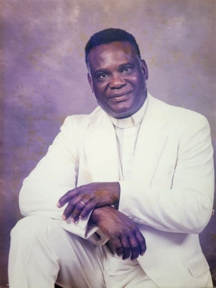 Bishop Willie Giles, Jr. – Metropolitan Funeral