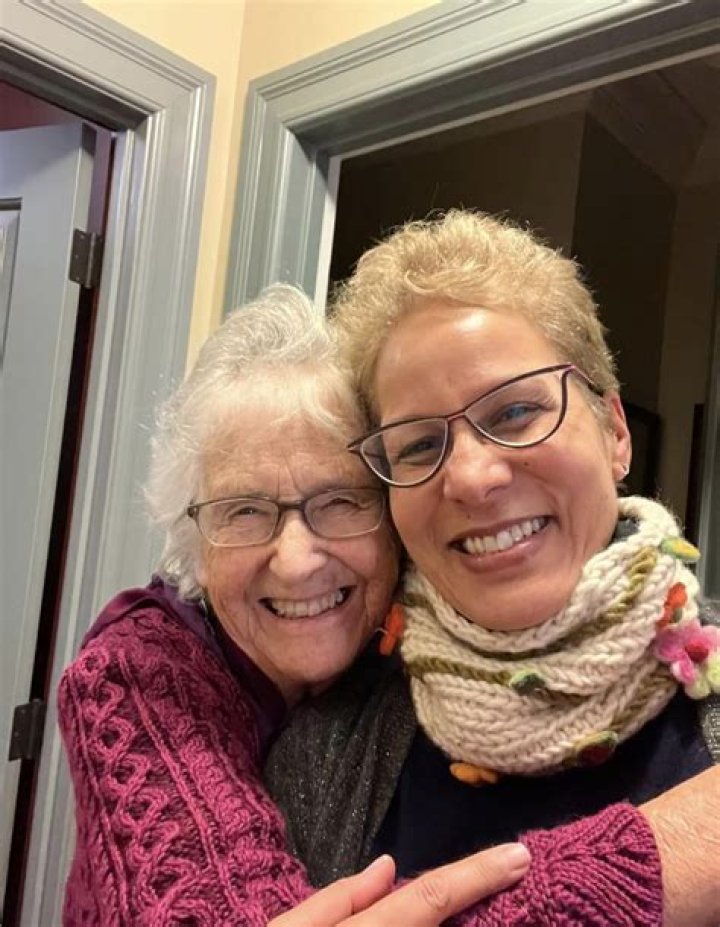 Rachel Boesing QVC: Partner, Age, Parents, Net Worth