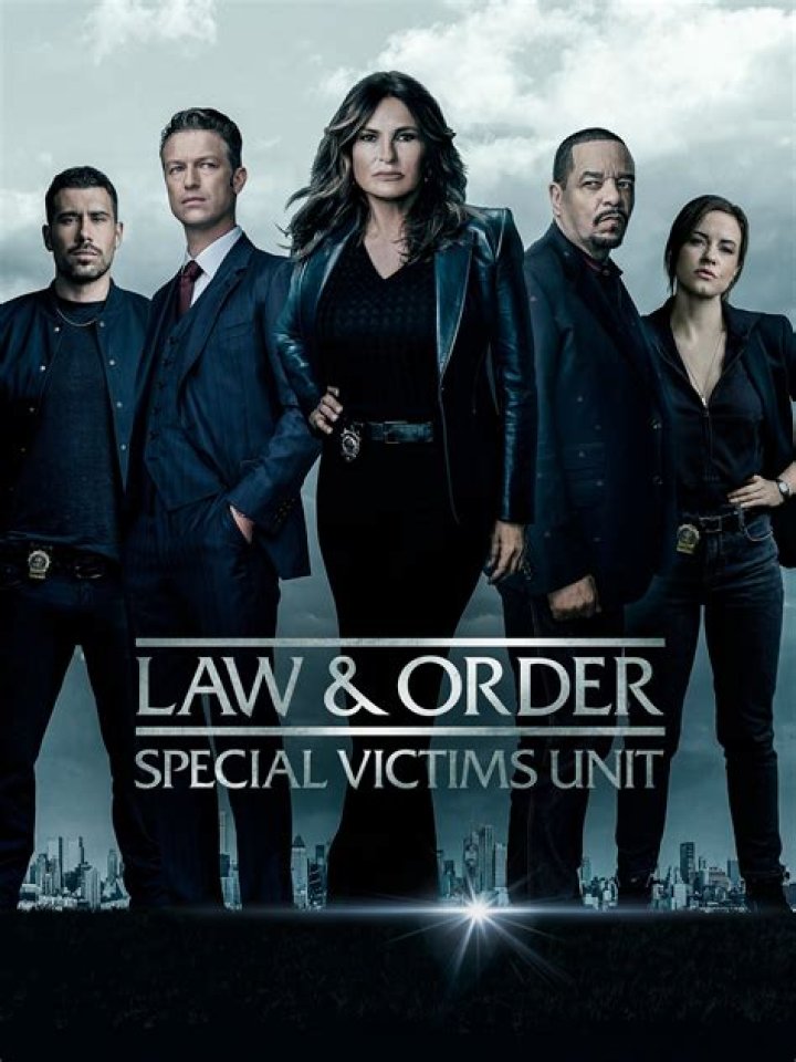 S21.E15: Swimming With The Sharks - Law & Order: SVU